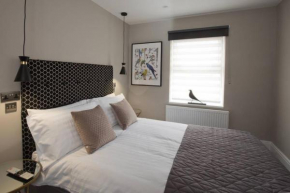 Blackbird Luxury 2 Bed Accomodation Room 8